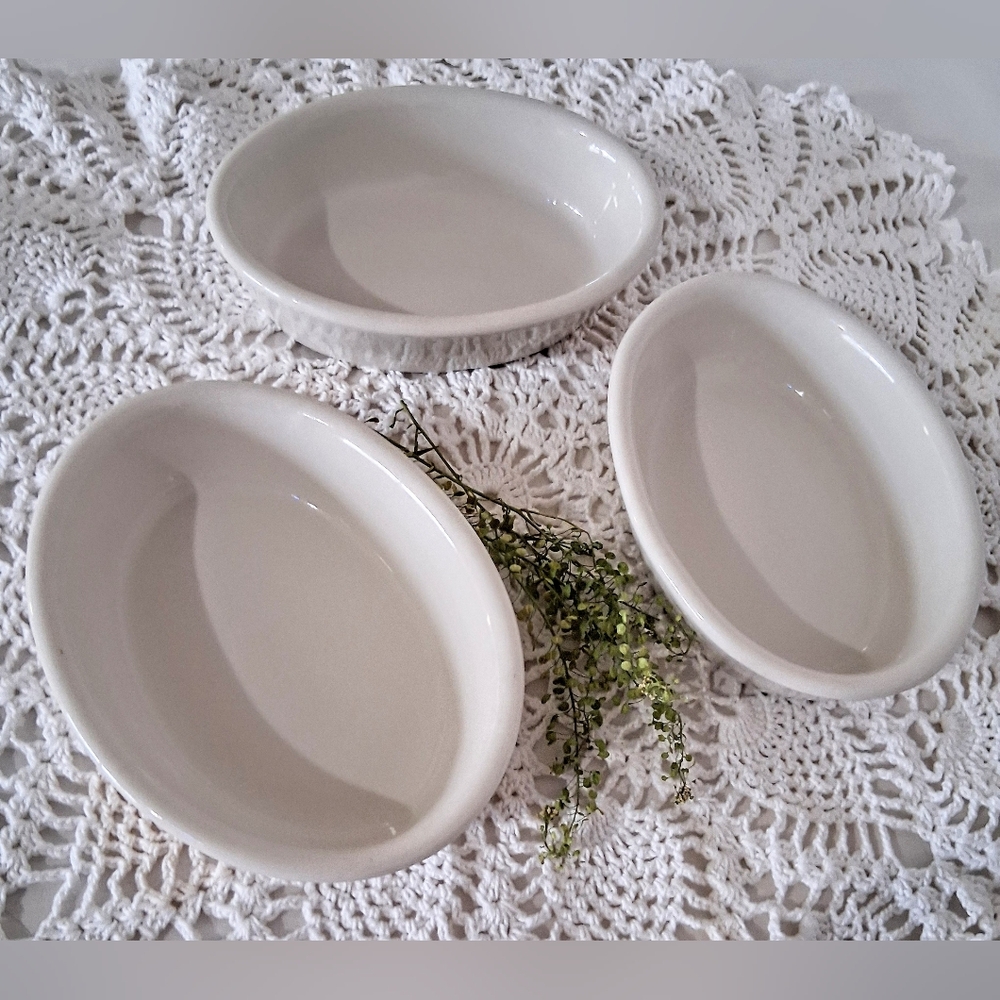 Hall Pottery Individual Au Gratin Ovenware - Vintage Pottery - 3 Dishes